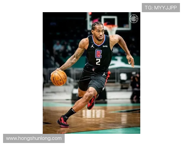 韦斯利精准传中助攻C罗精彩破门迎来职业生涯第950球辉煌时刻